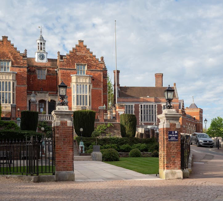 https://moversharrow.co.uk/blog/harrow-school-move-logistics-and-specialist-removals/